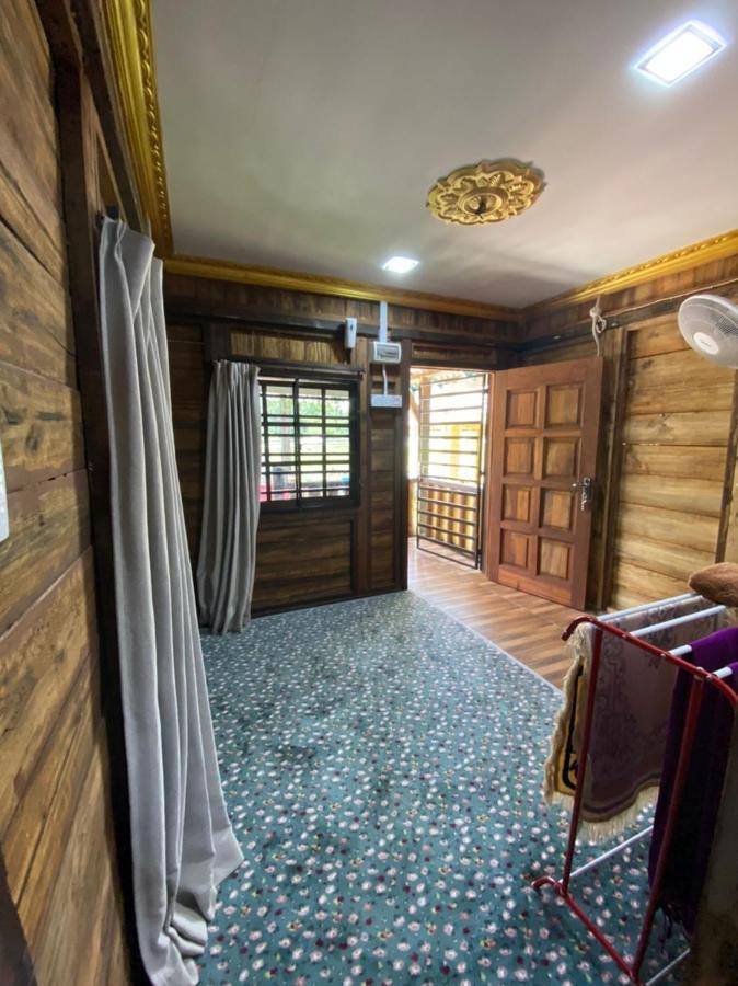 Homestay Dusun Ana Balun Slim River Eksteriør billede